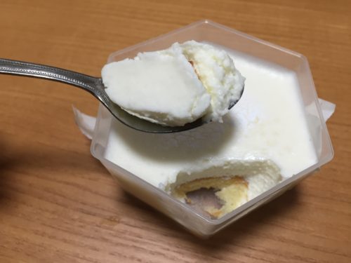ロピア　白雪レアチーズ濃厚ミルク　