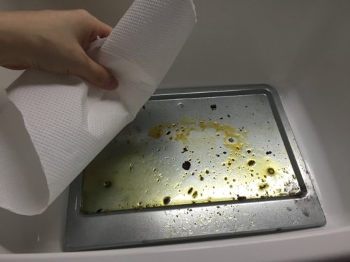 トースター　受け皿　掃除　油　焦げ　トレー