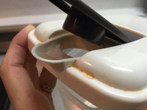 100均　麦茶ポット　ピッチャー　漏れる　洗いにくい　おすすめしない