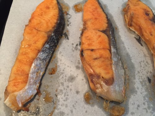 業務スーパー　冷凍　魚　定塩銀鮭　チリ産　5切れ　おすすめ　感想　レビュー