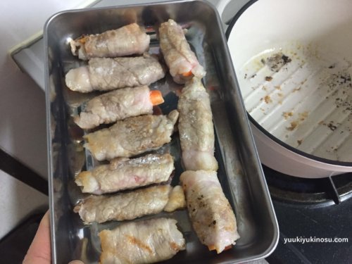 バーミキュラ　レシピ　18cm　無水鍋　豚肉の野菜巻き　2品同時調理