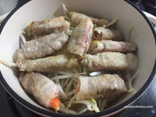 バーミキュラ　レシピ　18cm　無水鍋　豚肉の野菜巻き　2品同時調理